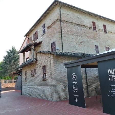 Locanda Giustini Asís Exterior foto