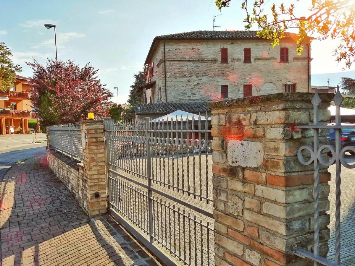 Locanda Giustini Asís Exterior foto