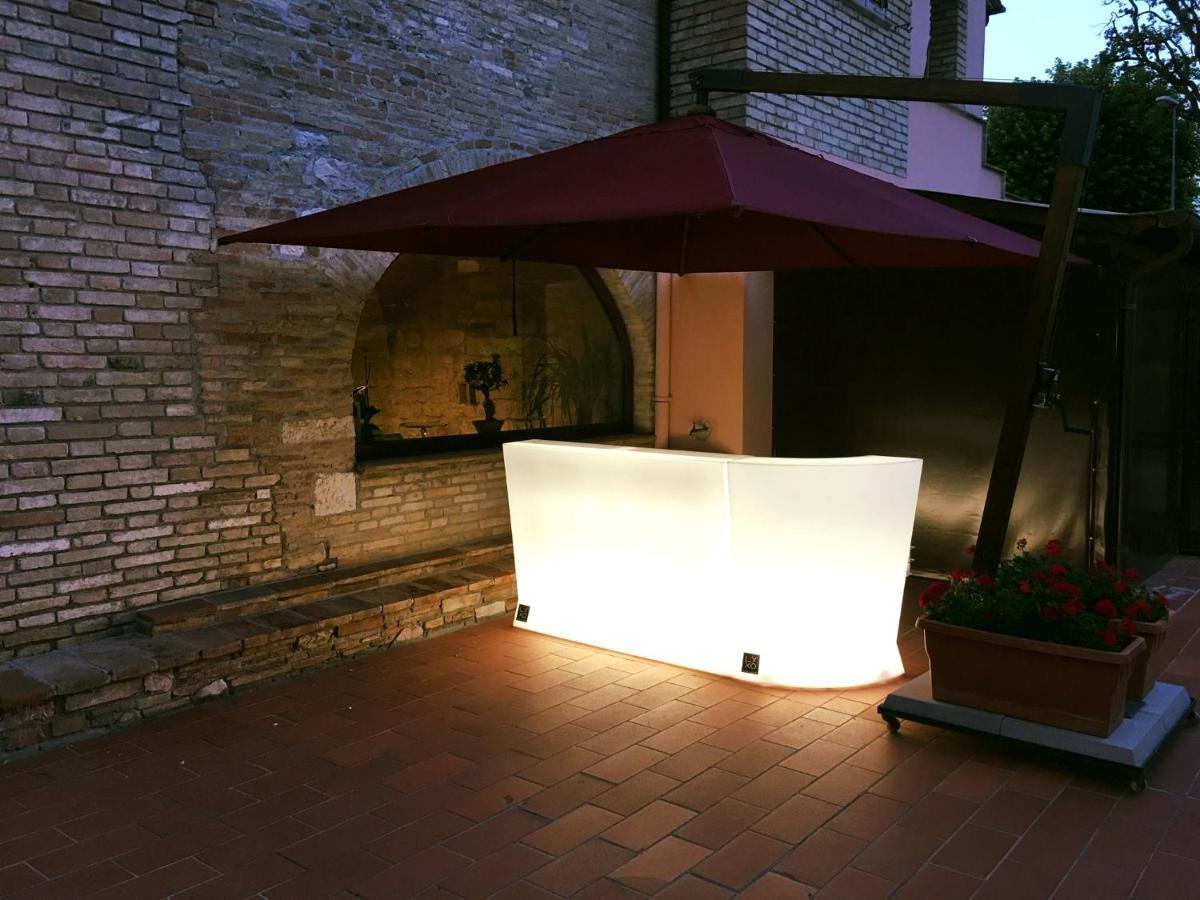 Locanda Giustini Asís Exterior foto
